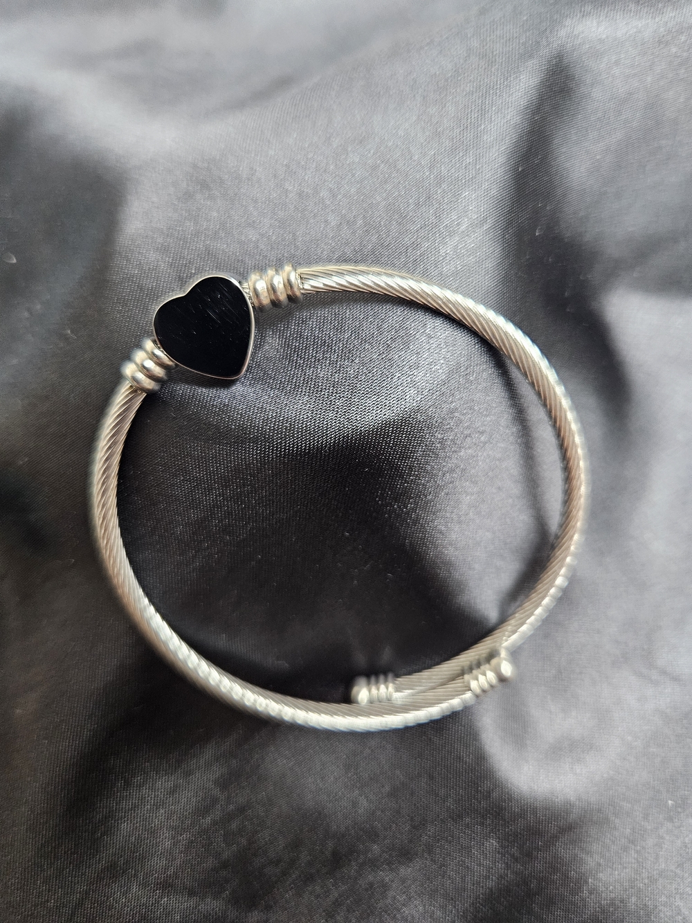 Heart Cable Bangle Bracelet